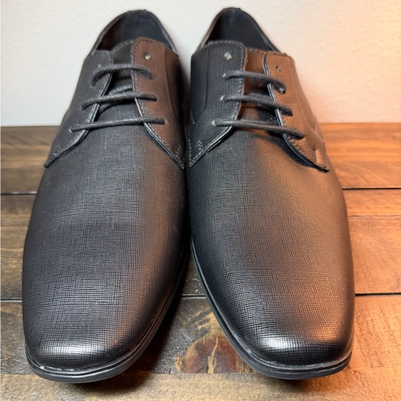 Calvin Klein Black Men\'s 9 1/2 Lace-Up Derby